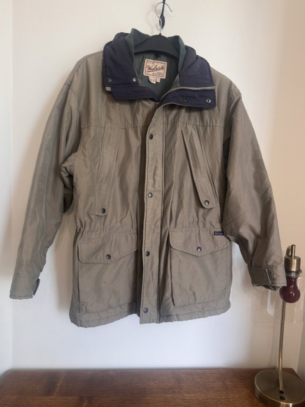 VINTAGE WOOLRICH RUGGED OUDOOR COAT WITH HIDDEN RAIN HOOD SIZE LARGE